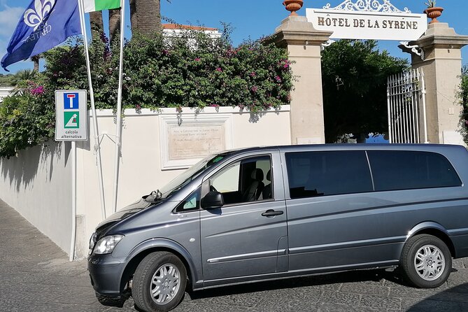 Transfer from Sorrento to Naples or vice versa - Comfort, safety, and the missing WiFi