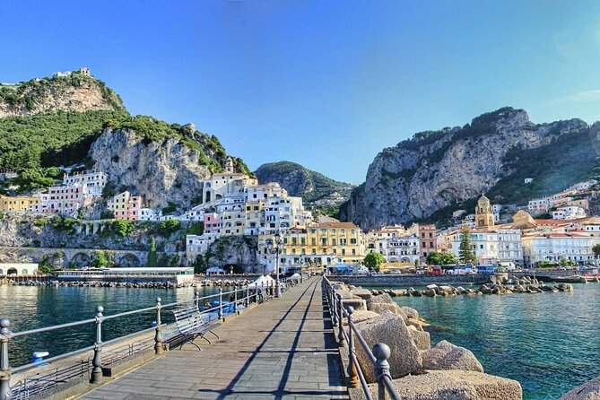 Transfers from Naples to Sorrento Positano Amalfi Ravello Maiori - Mercedes comfort, WiFi, and luggage help