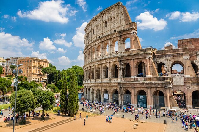 Transfers from Sorrento, Amalfi Coast to Rome - The ride to Rome in an eight-seat van