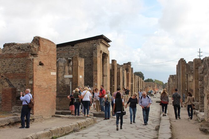 Transfers from Sorrento, Amalfi Coast to Rome - Booking details that deserve attention