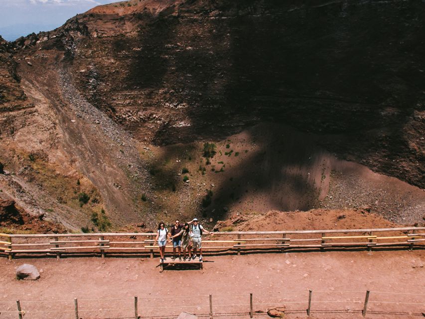 Vesuvius and Herculaneum - The 30-minute transfer to Ercolano
