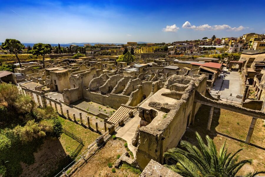 Vesuvius and Herculaneum - Small details that can save you trouble
