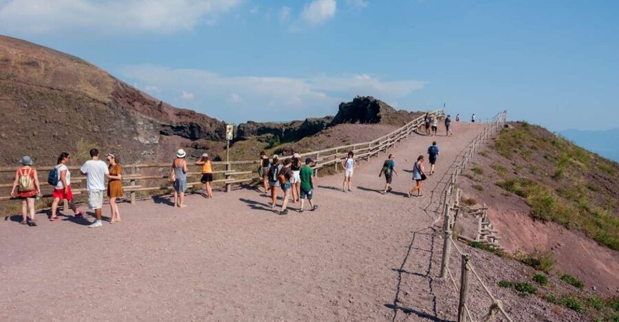 Vesuvius and Pompeii Transfer + Entrance for the Vesuvio - Why this pairing works so well