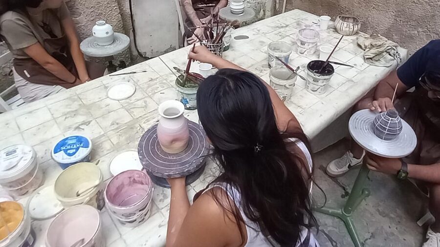 Vietri sul Mare: majolica decoration workshop - Key points to know before booking