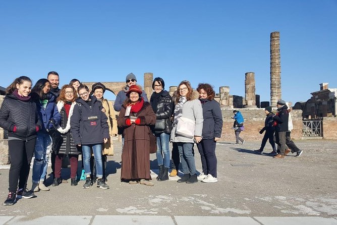 Visit Pompeii with an expert professional guide (2/3 hours) - Limoncello and Pompeian Craft Displays